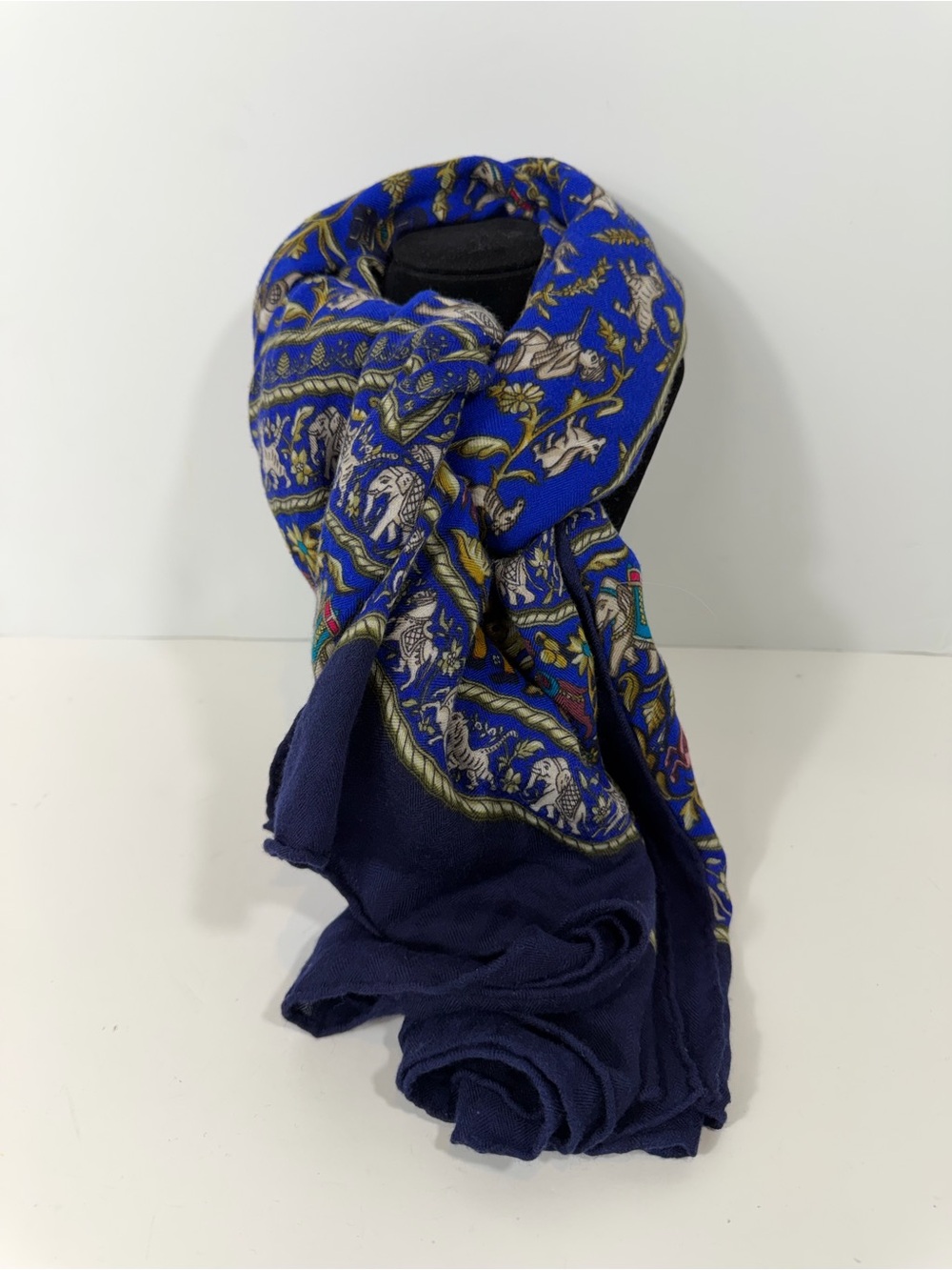 Hermès Chasse en Inde 140 Cashmere Silk Shawl Scarf Blue Multicolor